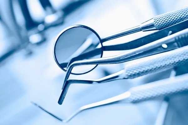 Doctor Cătălin Bucur reviews: - Dental Surgery